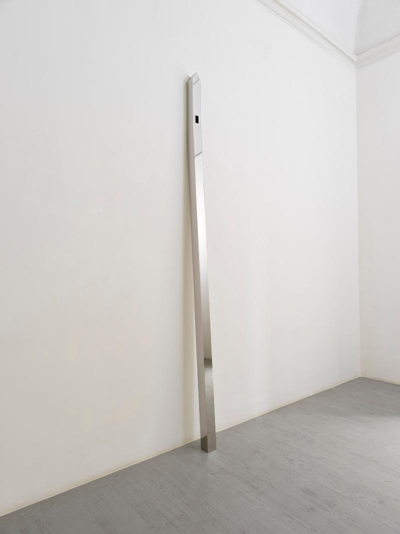 Tower, 2016, acciaio inossidabile, cm 350 x 10 x 10, edizione di 5 + 2 AP