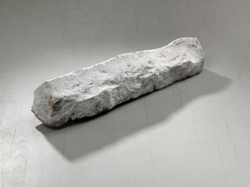  House, 2016, Indian granite, white ashes - cm 15 x 15 x 80 